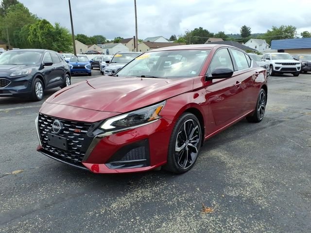 Used 2023 Red Nissan 2.5 SR image 8