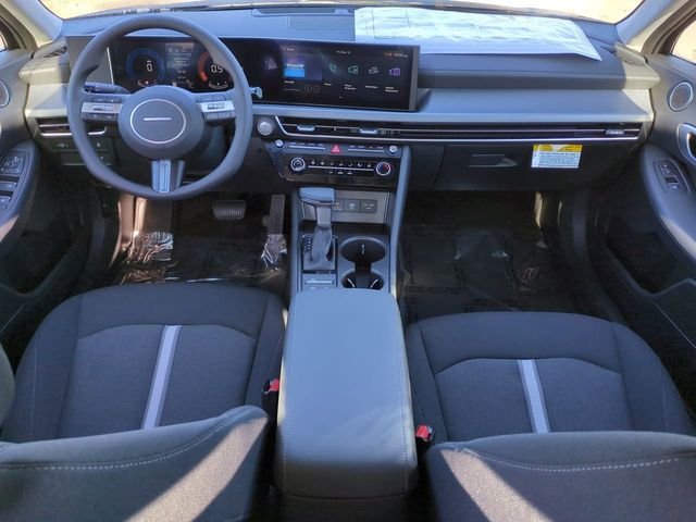 New 2026 White Hyundai SE image 40
