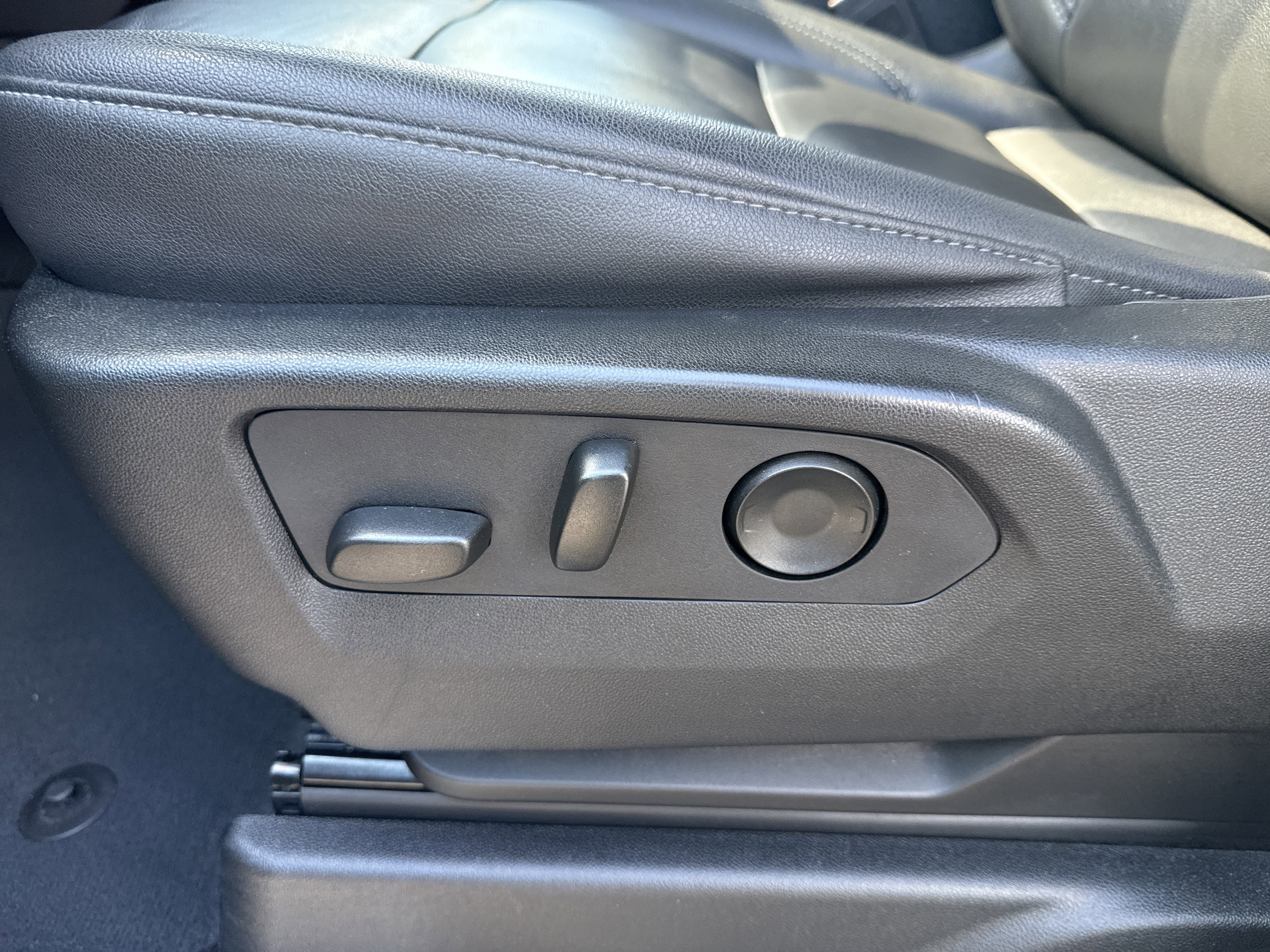Used 2024 Dark Ash Metallic Chevrolet LT image 10