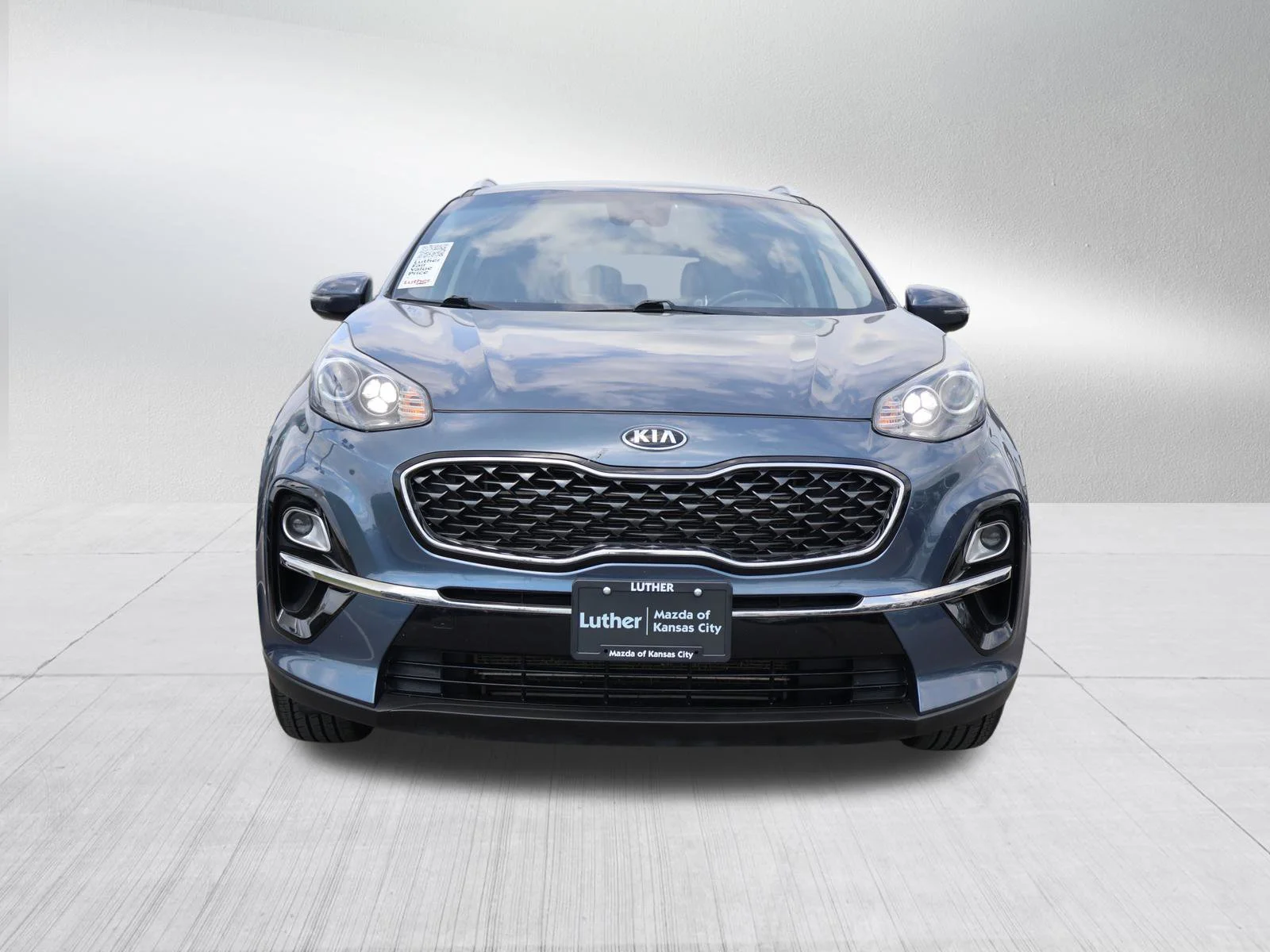 Used 2020 Kia Sportage EX with VIN KNDPN3AC9L7695682 for sale in Kansas City