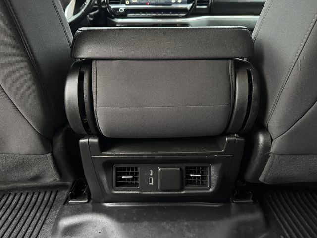 Used 2024 Summit White GMC SLE image 21