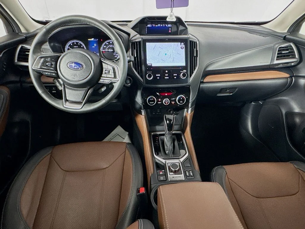 Used 2023 Black Subaru Touring image 27