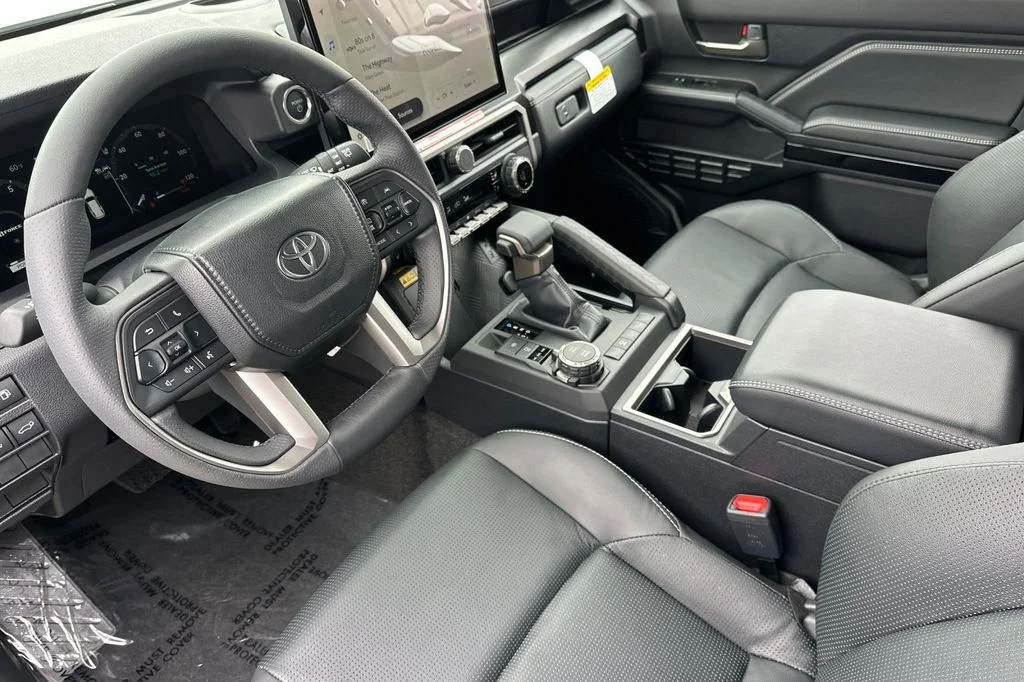 New 2026 Wind Chill Pearl <sup>1</sup> Toyota 4Runner Limited image 10