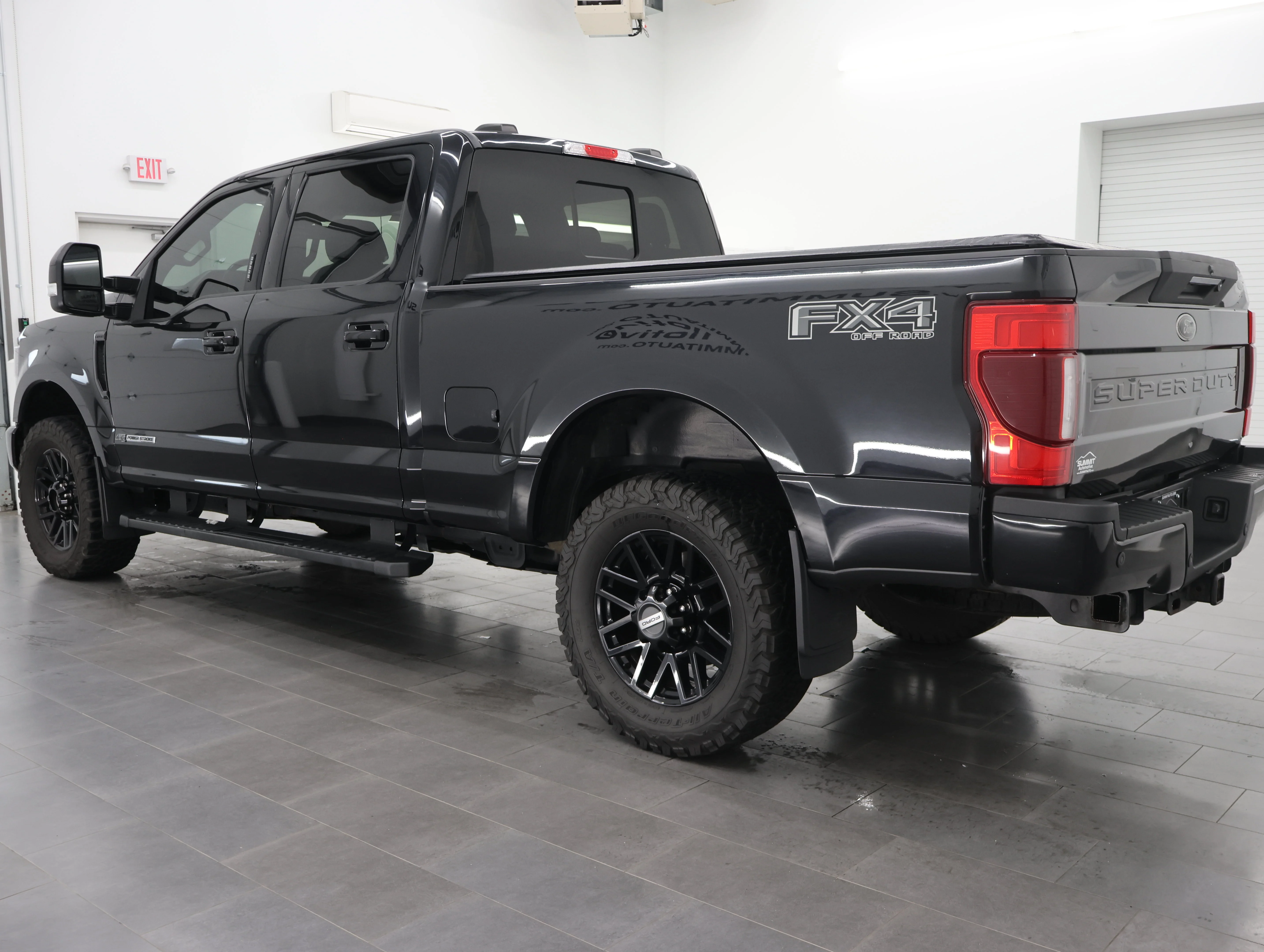 Used 2022 Agate Black Metallic Ford Lariat image 6