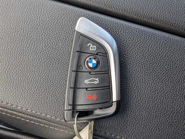 2022 BMW 5 Series 530i - Photo 28
