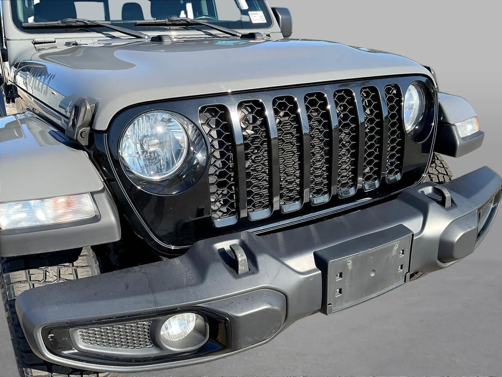 2021 Jeep Gladiator Willys - Photo 36