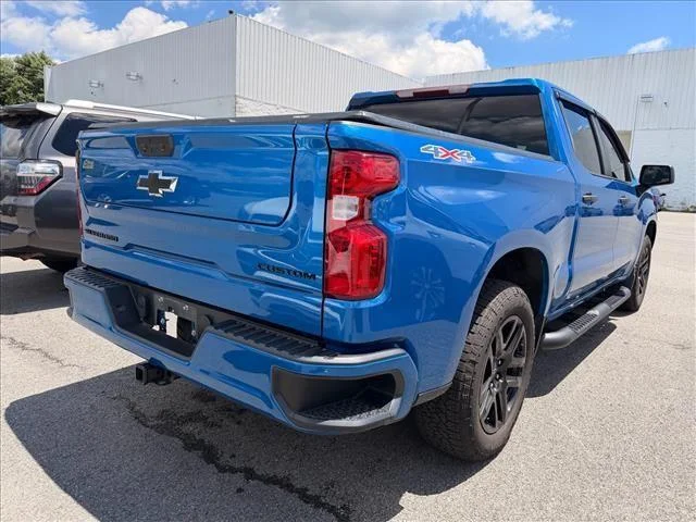Used 2024  CHEVROLET CUSTOM image 7