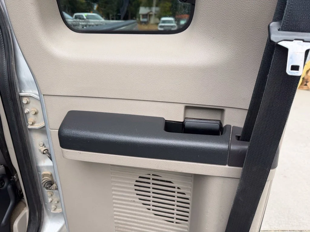 Used 2010 Silver Ford XLT image 18