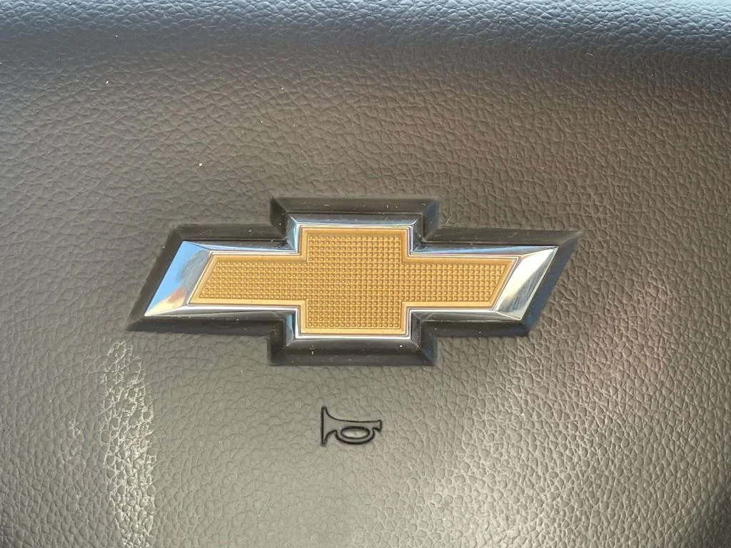 Certified Used 2019 SATIN STEEL METALLIC Chevrolet LT image 30