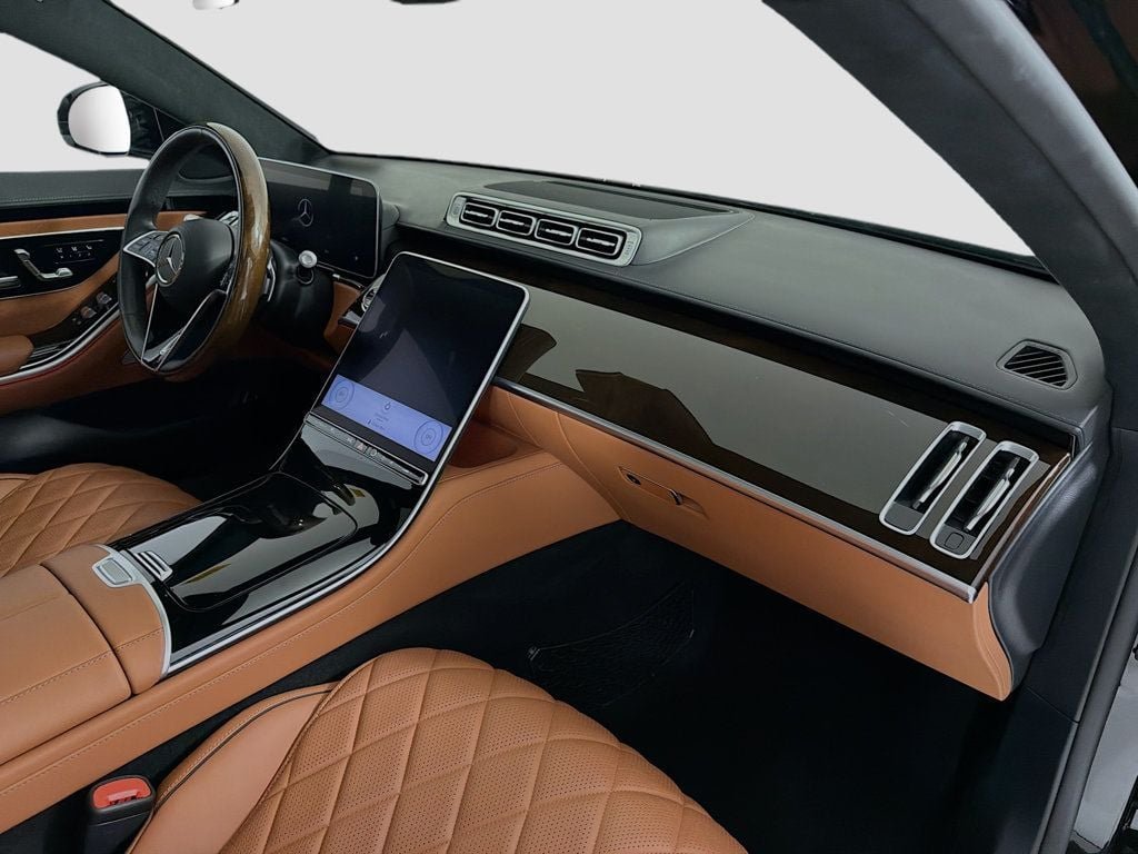 Used 2023 Black Mercedes-Benz S 580 4MATIC® Sedan image 32
