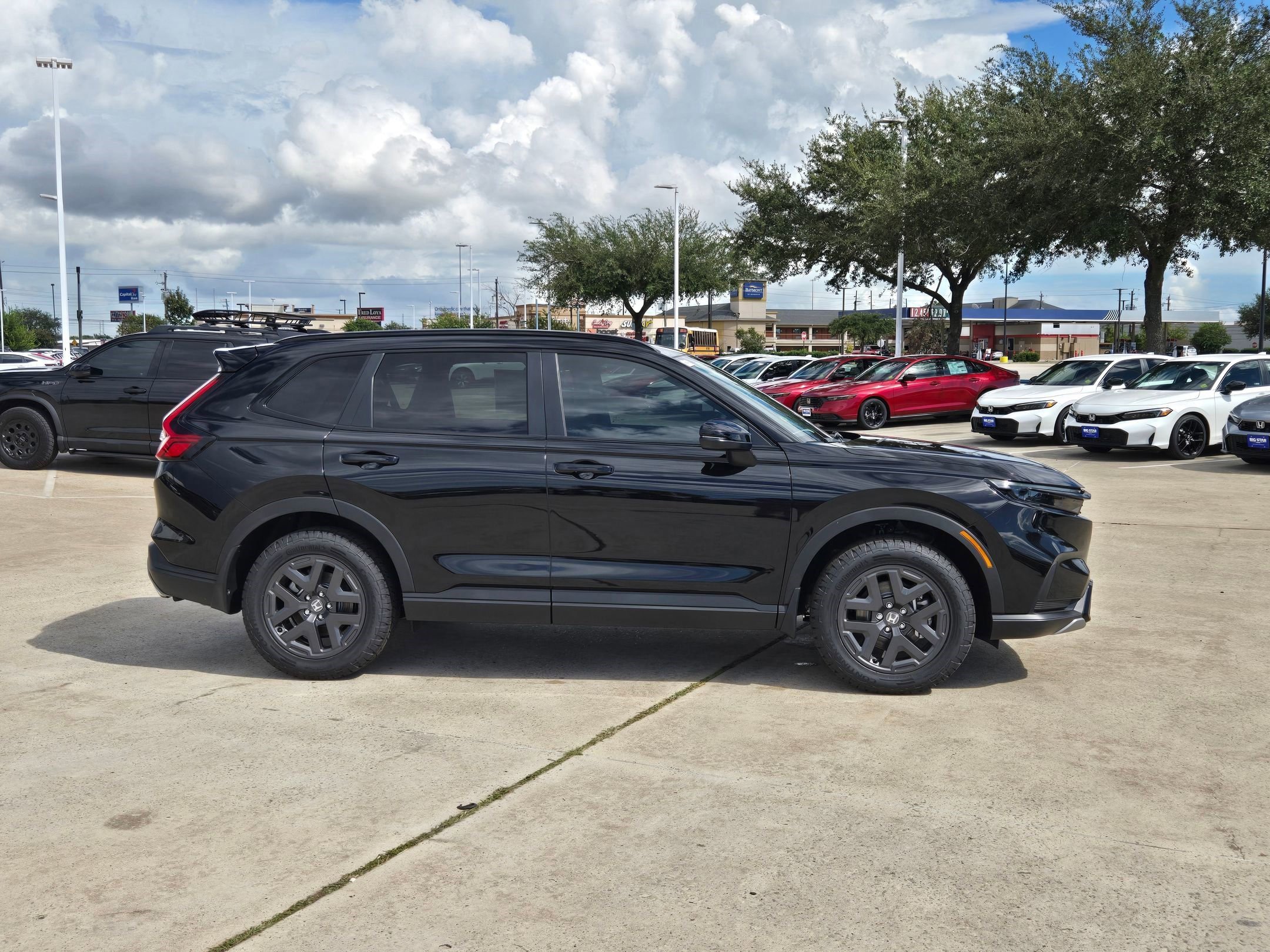 New 2026 Crystal Black Pearl Honda TrailSport image 3