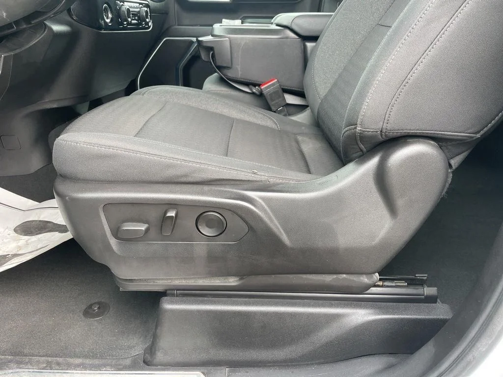 Used 2023 White Chevrolet LT image 21