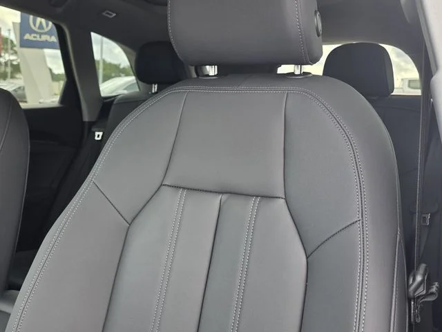Used 2025 Glacier White Audi 2.0T Premium Plus image 18