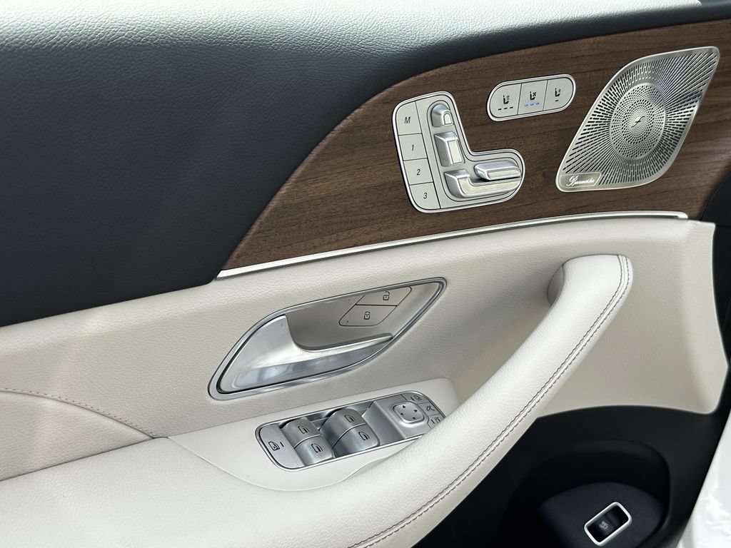 New 2026 Polar White Mercedes-Benz GLS 450 image 51