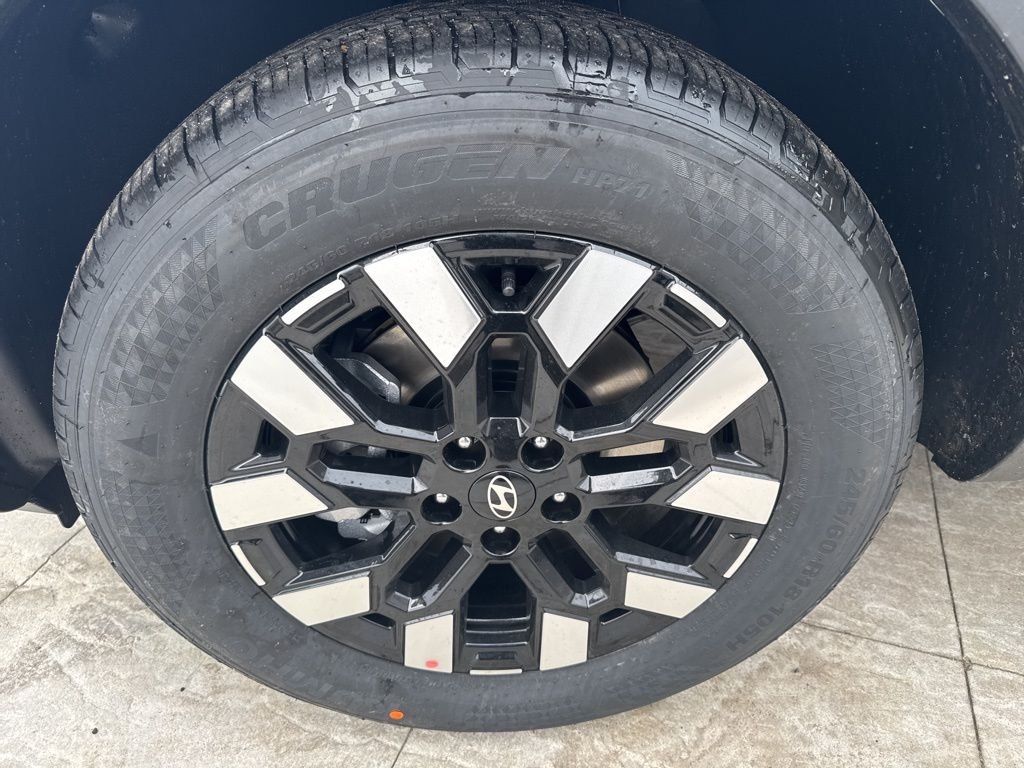 New 2026 Black Hyundai SEL image 8