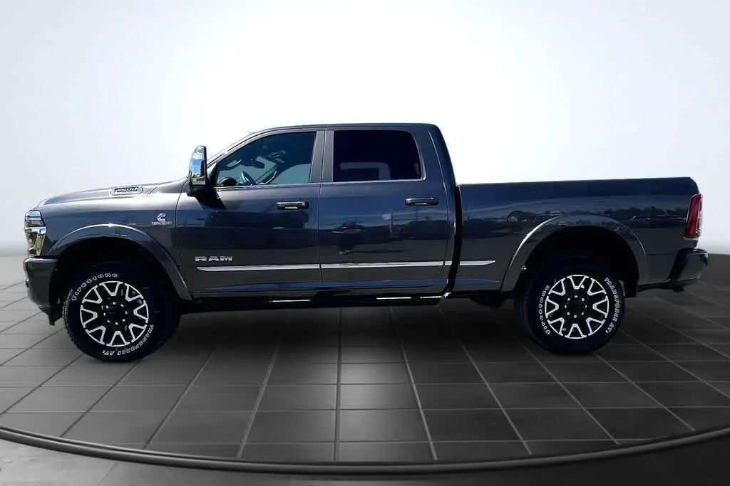 New 2026 Granite Crystal Metallic Clearcoat RAM Limited image 3