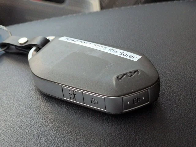New 2026 Glacial White Pearl Kia LX image 27