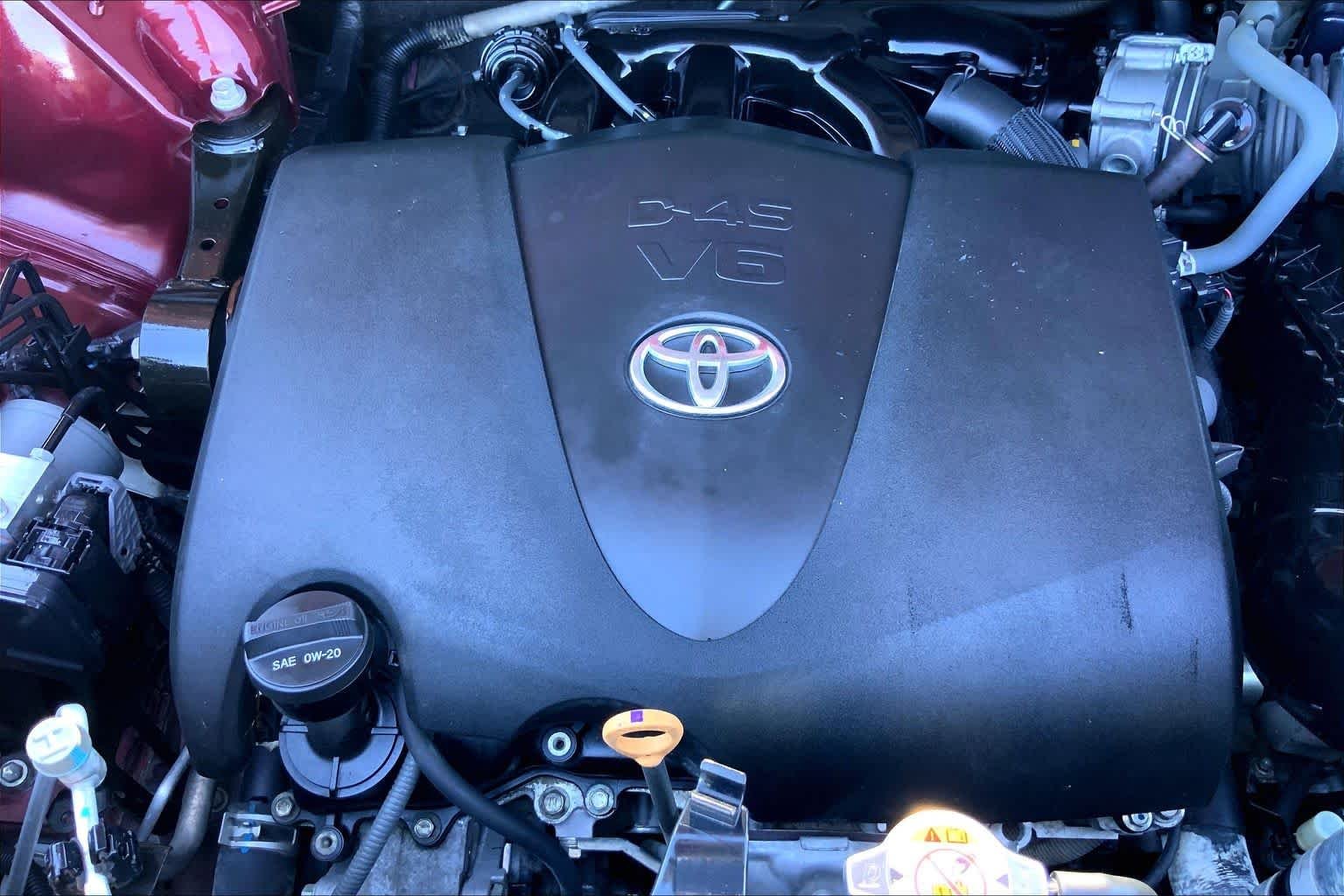 Used 2019 Ooh La La Rouge Mica Toyota XLE image 32
