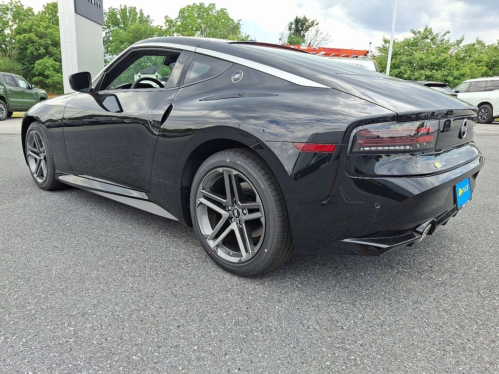 2026 Nissan Z — photo 3