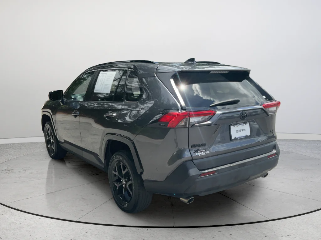 2023 Toyota RAV4 XLE - Photo 33