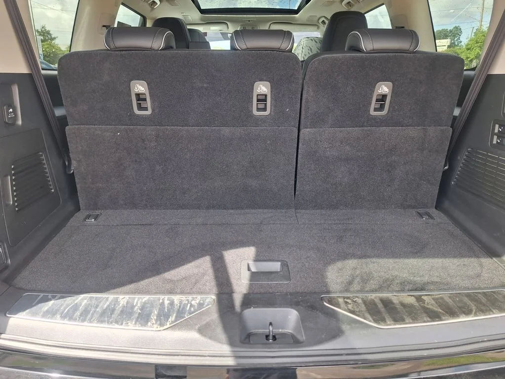 Used 2025 Black INFINITI SENSORY image 27
