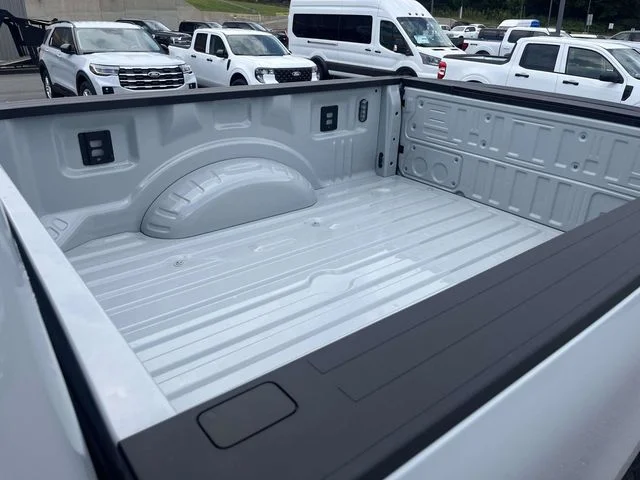 New 2026 Avalanche Ford Lariat image 9