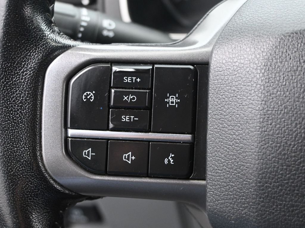 Used 2022 White Ford XLT image 18