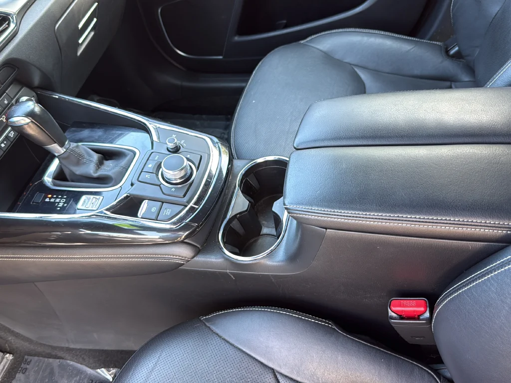 Used 2020 Silver Mazda Grand Touring image 19