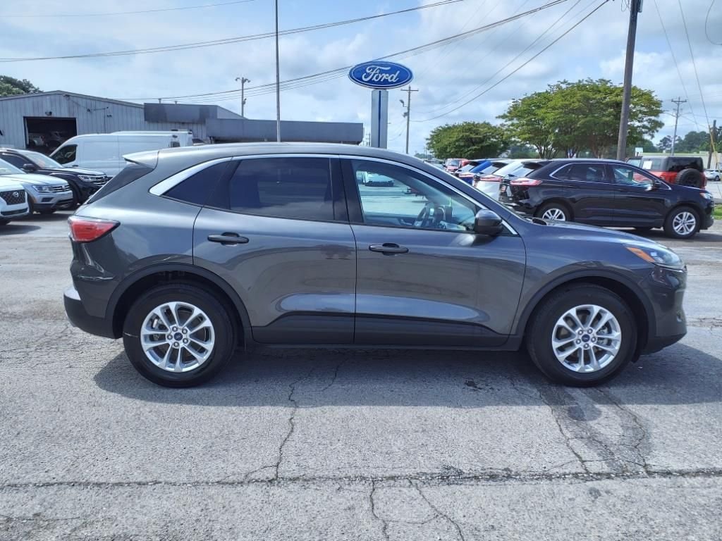 Used 2020 Gray Ford SE image 5