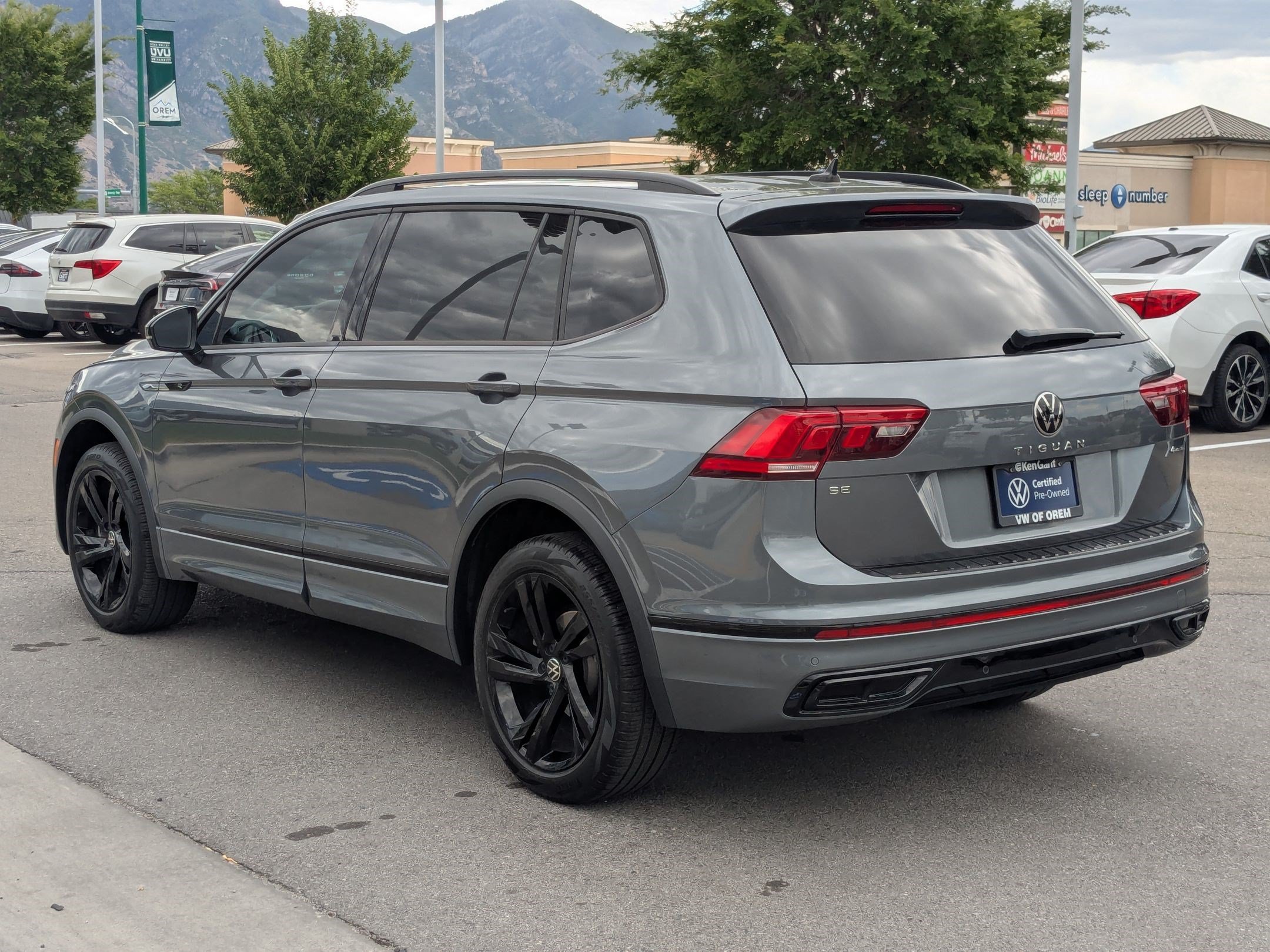 Certified Used 2023 Platinum Gray Metallic Volkswagen SE R-Line Black image 7