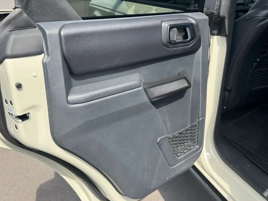 Used 2025 Beige Ford Badlands image 18