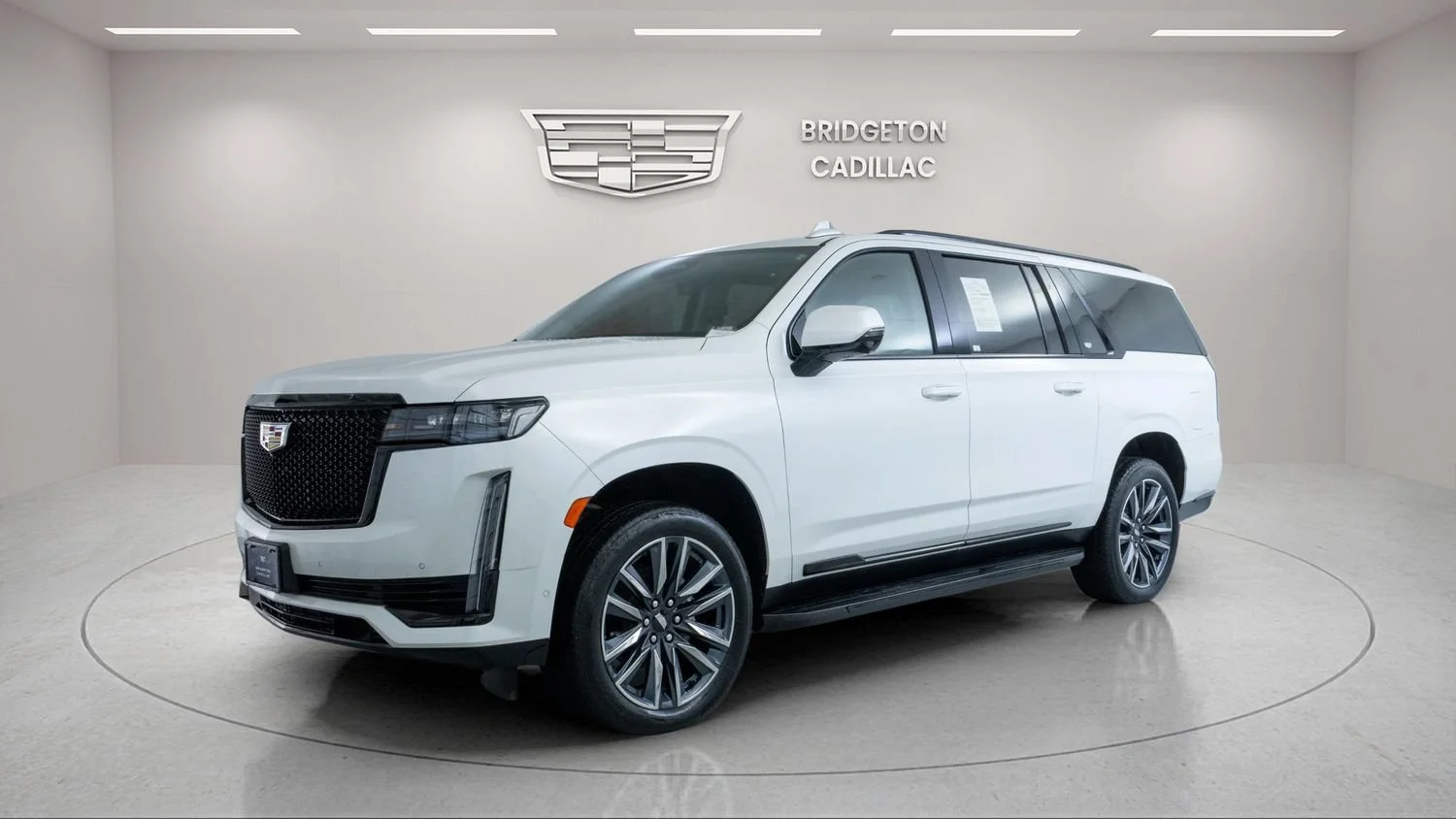 Used 2024 Crystal White Tricoat Cadillac Sport Platinum image 3