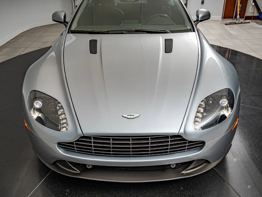 Used 2015 Skyfall Silver Aston Martin  image 14