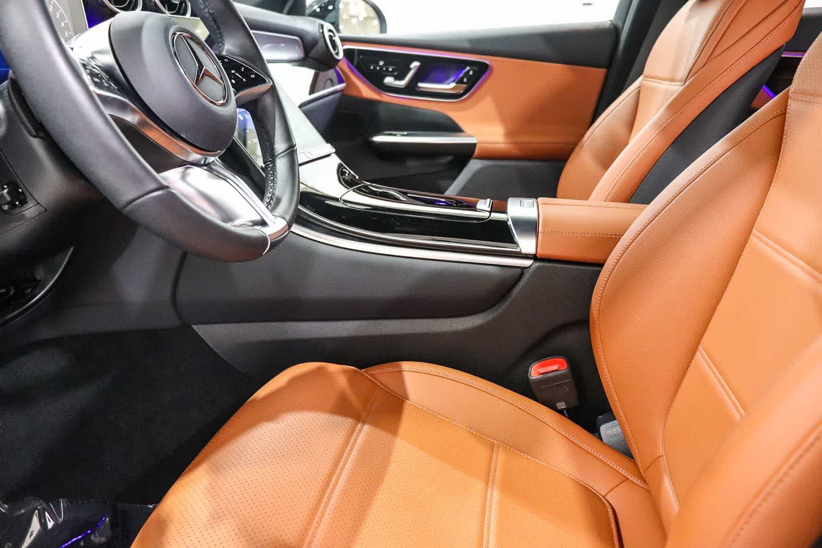 Used 2025 Black Mercedes-Benz GLC 350e image 17