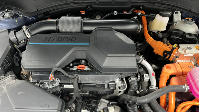 Used 2025 Atlantis Blue Hyundai Calligraphy image 28