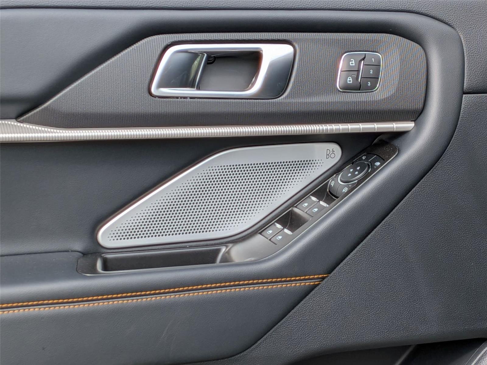 New 2026 Star White Metallic Tri-Coat Ford Tremor® image 13