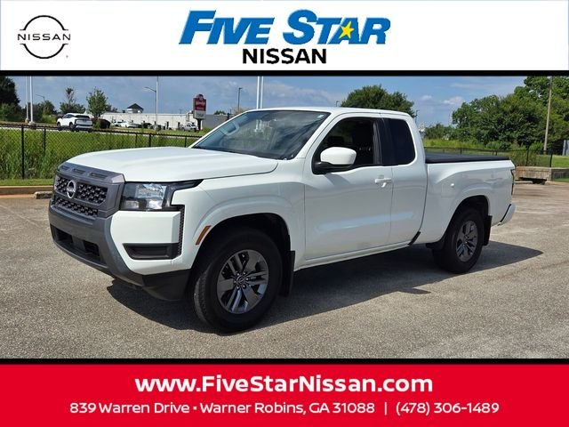 Used 2025 White Nissan SV image 3