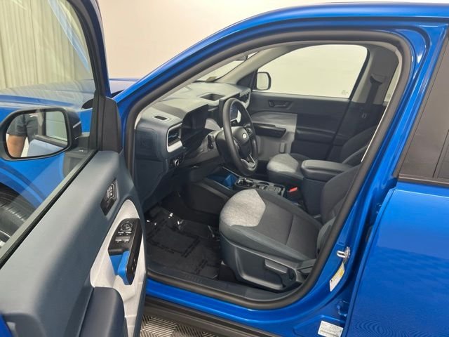 Used 2025 Blue Ford XLT image 12