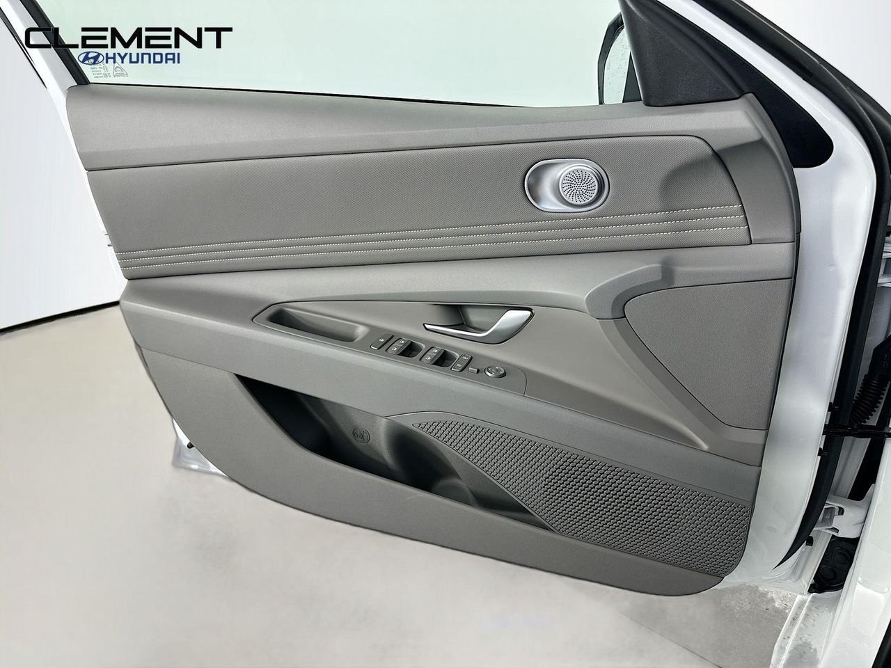 New 2026 White Hyundai SEL Sport image 22