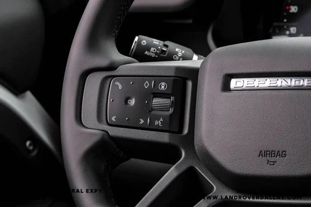 New 2026 Fuji White Land Rover X-Dynamic SE image 18