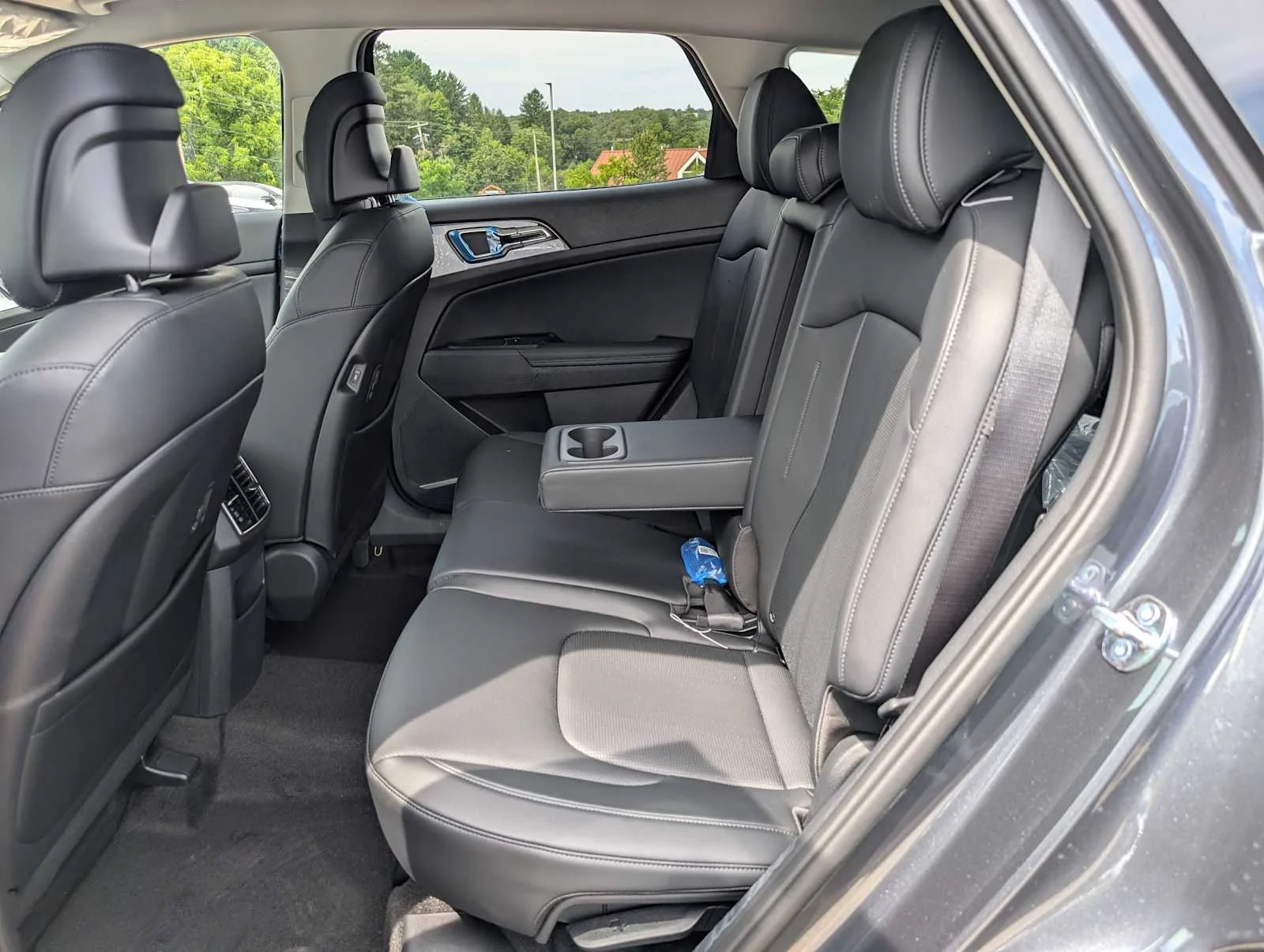 New 2026 Gravity Gray Kia EX image 17