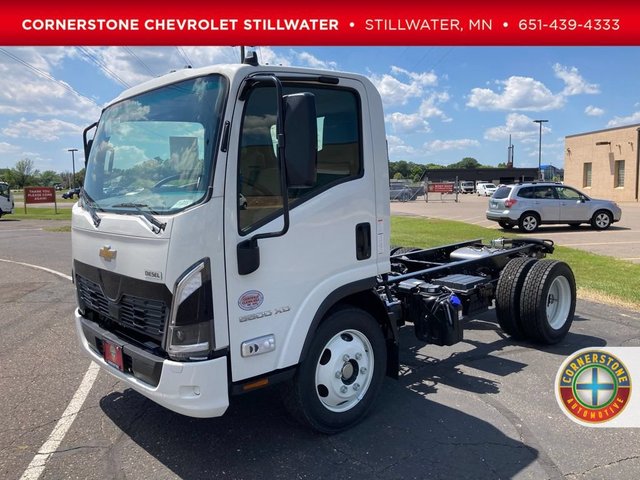 2025 Chevrolet Low Cab Forward 5500 XD 1WT