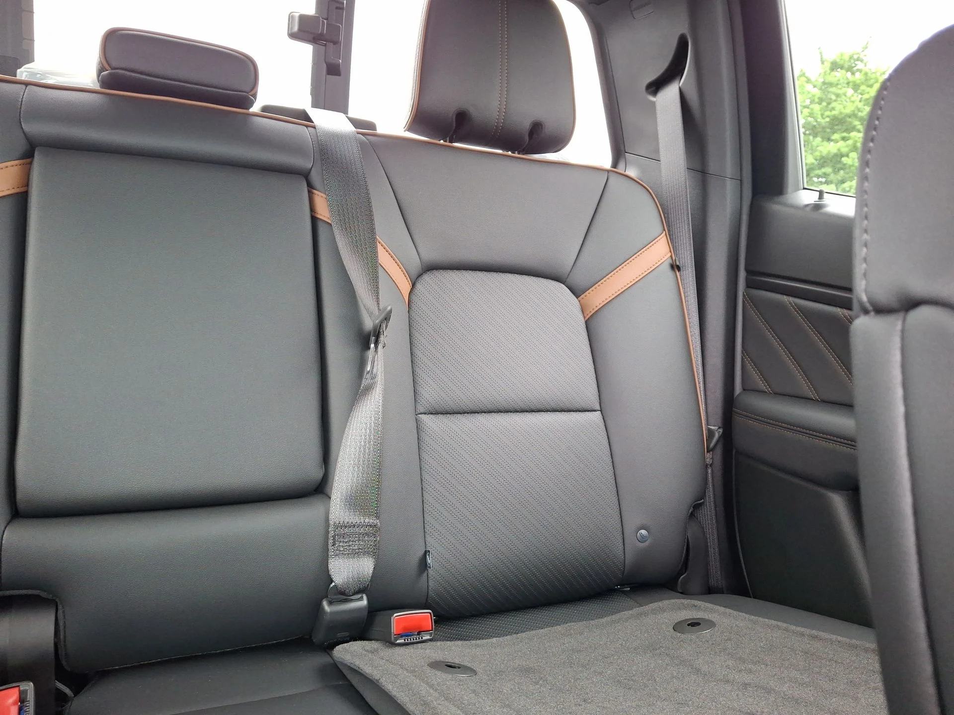 2026 GMC Canyon AT4 - Photo 14