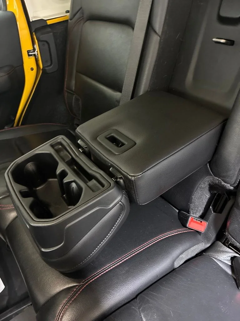 Used 2019 Yellow Jeep Unlimited Rubicon image 22
