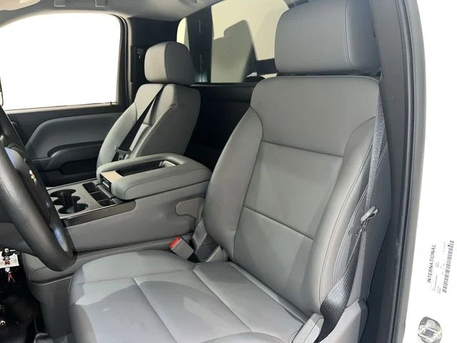 Used 2023 Summit White Chevrolet 1WT image 15