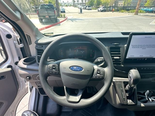 New 2026 Oxford White Ford Base image 42