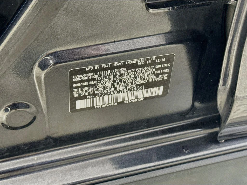 Used 2017 Dark Gray Metallic Subaru Limited image 31