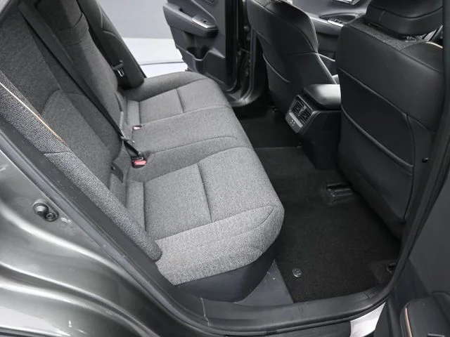 Used 2023  Toyota XLE image 16