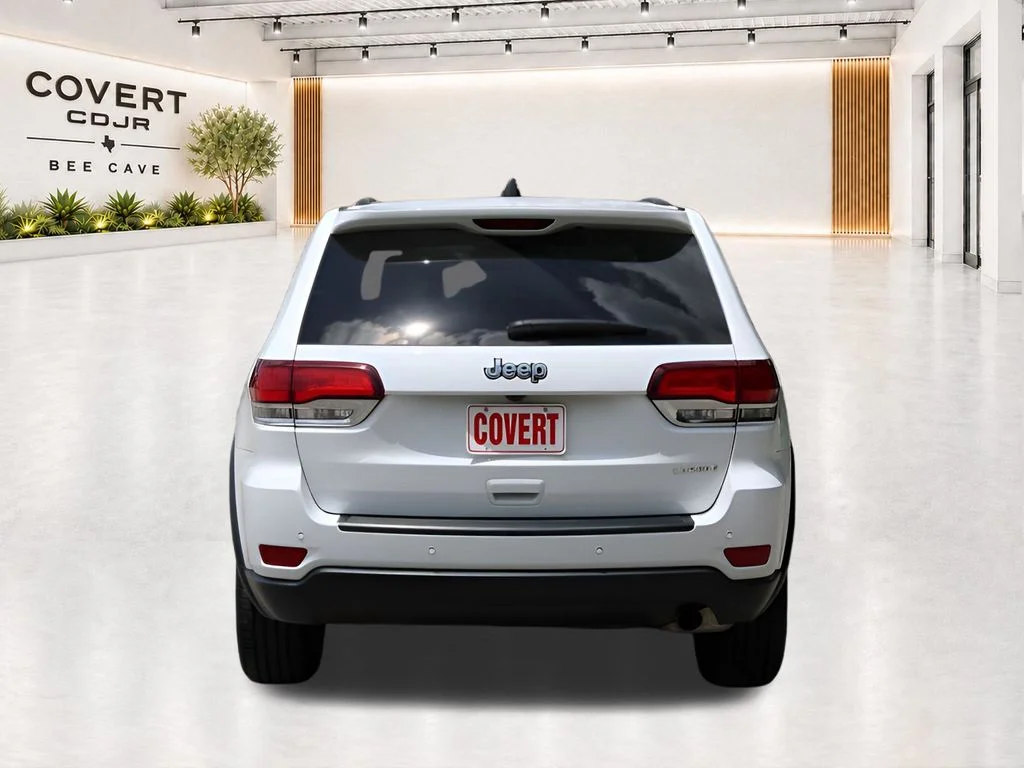 Used 2022 White Jeep Laredo X image 8