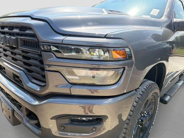 New 2026 Granite Crystal Metallic Clearcoat RAM  image 10